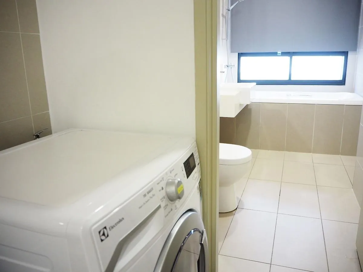 Kl Gateway Pool Suites Near Mid Valley Kuala Lumpur Malaysia
