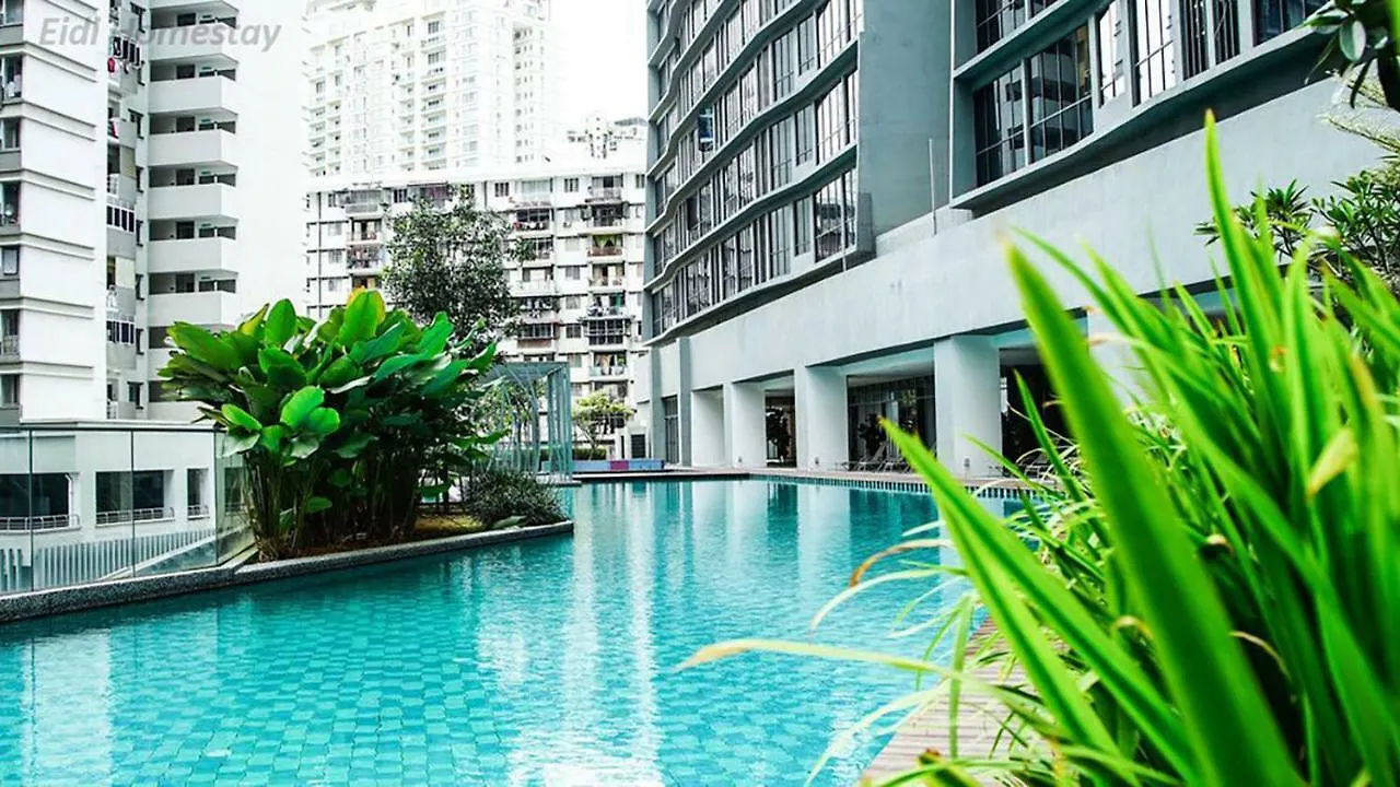 Kl Gateway Pool Suites Near Mid Valley Kuala Lumpur 4*,